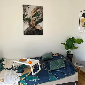  Apartament Sloneczny Na Zoliborzu Dla 2 Osob Przy Arkadii Polska